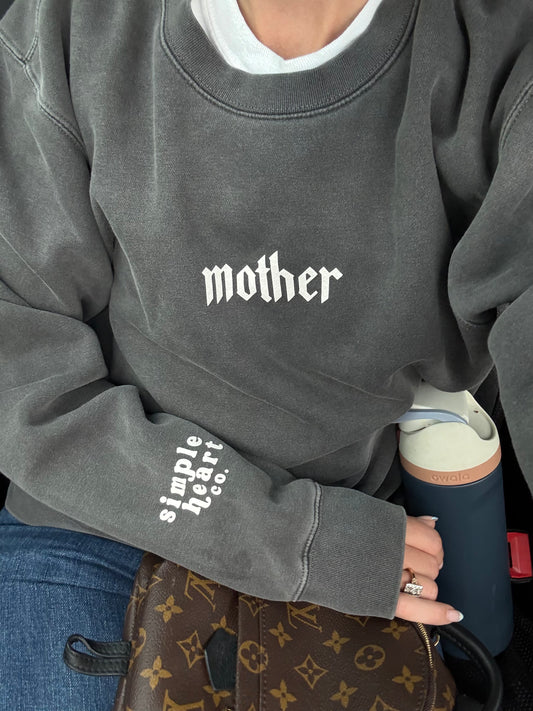 Cool mom sweatshirt collection – cozy crewnecks and mom life hoodies.