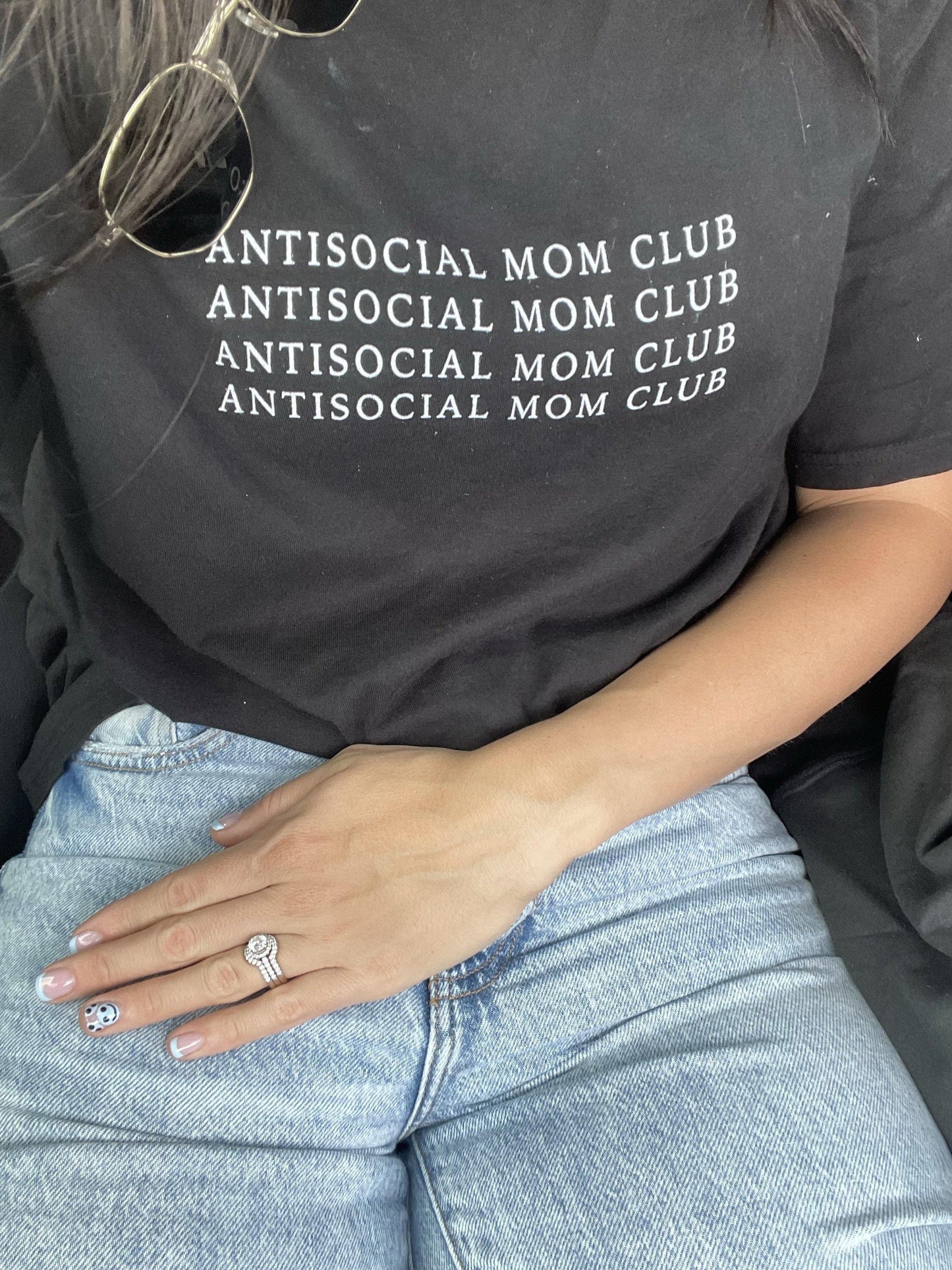 antisocial mom tee - simple heart co
